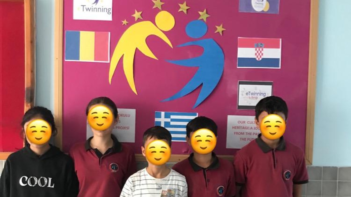 Okulumuzda eTwinning Projesi Yapılıyor !