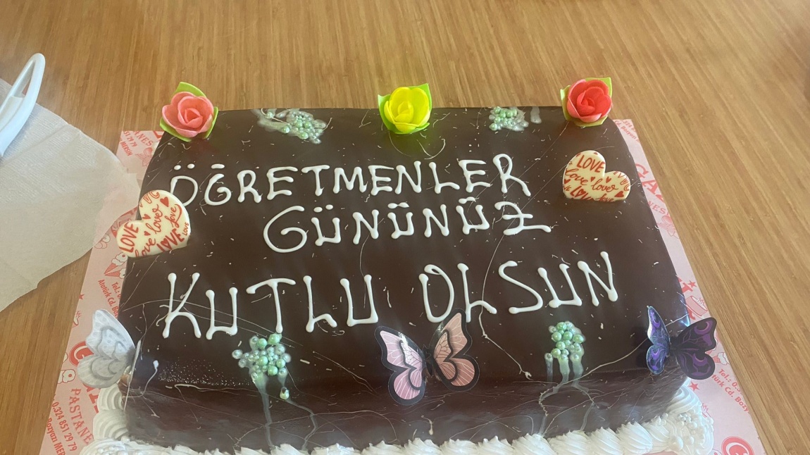 24 KASIM ÖĞRETMENLER GÜNÜ KUTLAMA PROGRAMI GERÇEKLEŞTİRİLDİ